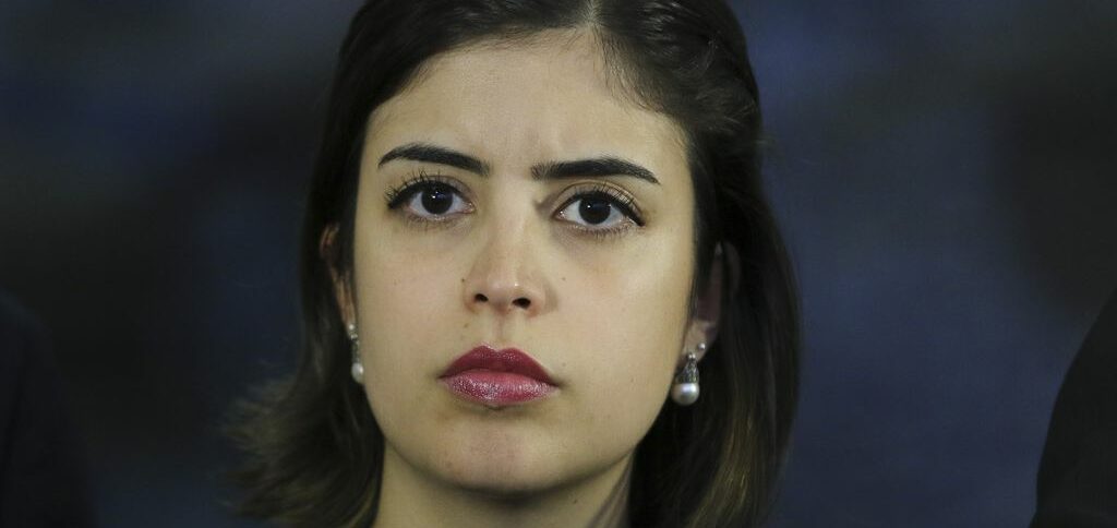 Tabata Amaral pede voto útil em Lula para evitar segundo turno 'tumultuado'