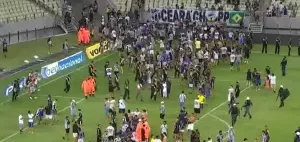 Briga em estádio
