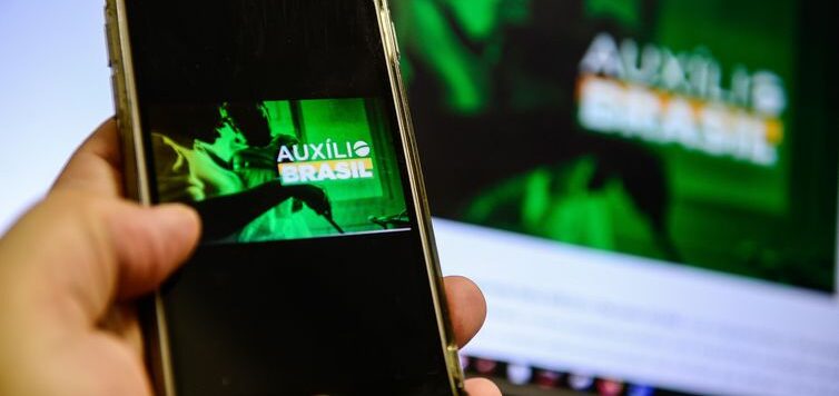 Auxílio Brasil