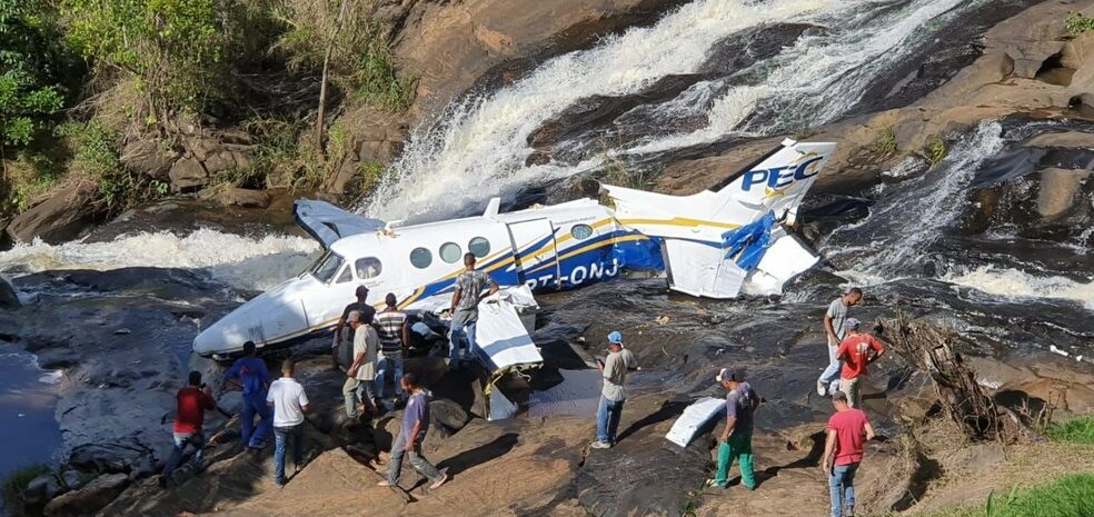 Acidente aéreo com Marília Mendonça