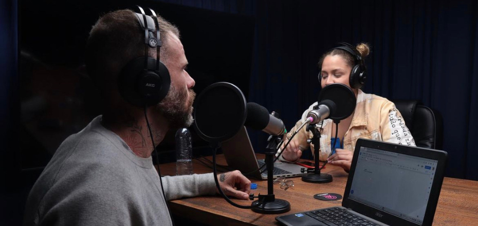 O que está por trás de um podcast investigativo?