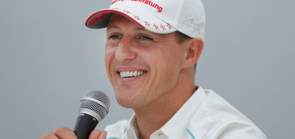 Família de Schumacher vai apresentar queixa após falsa entrevista por inteligência artificial