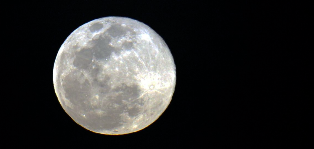Superlua Azul
