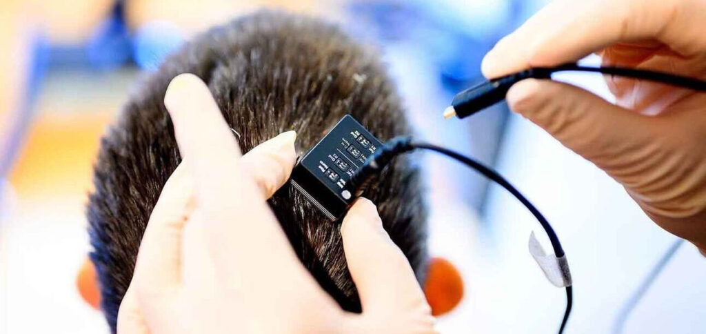 IA Revoluciona a Comunicação: Sinais Cerebrais Transformados em Fala Instantânea